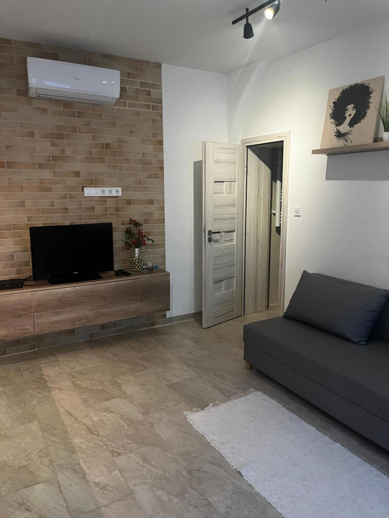 Winestone Corner Apartment Debrecen Exterior foto